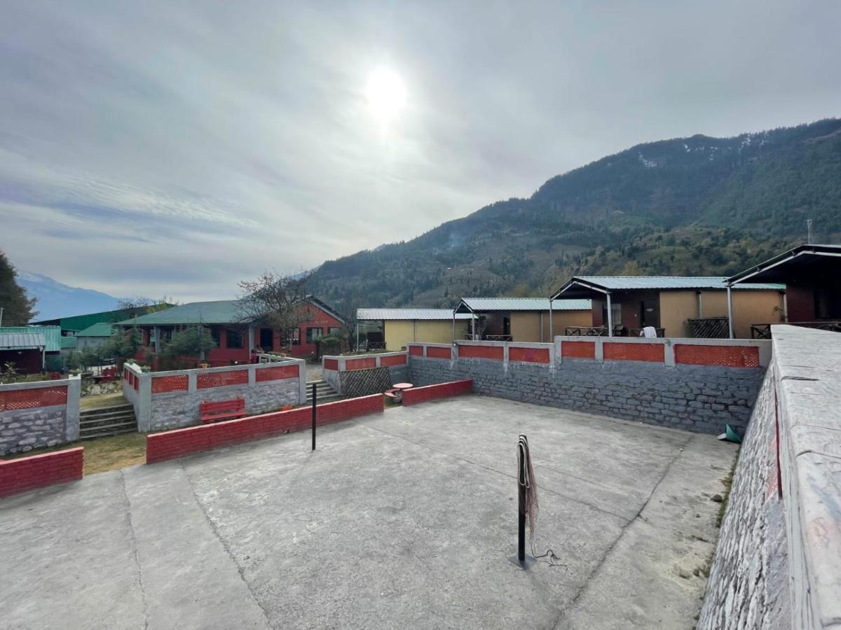 Flora Hills View Hotel Manāli Exterior foto