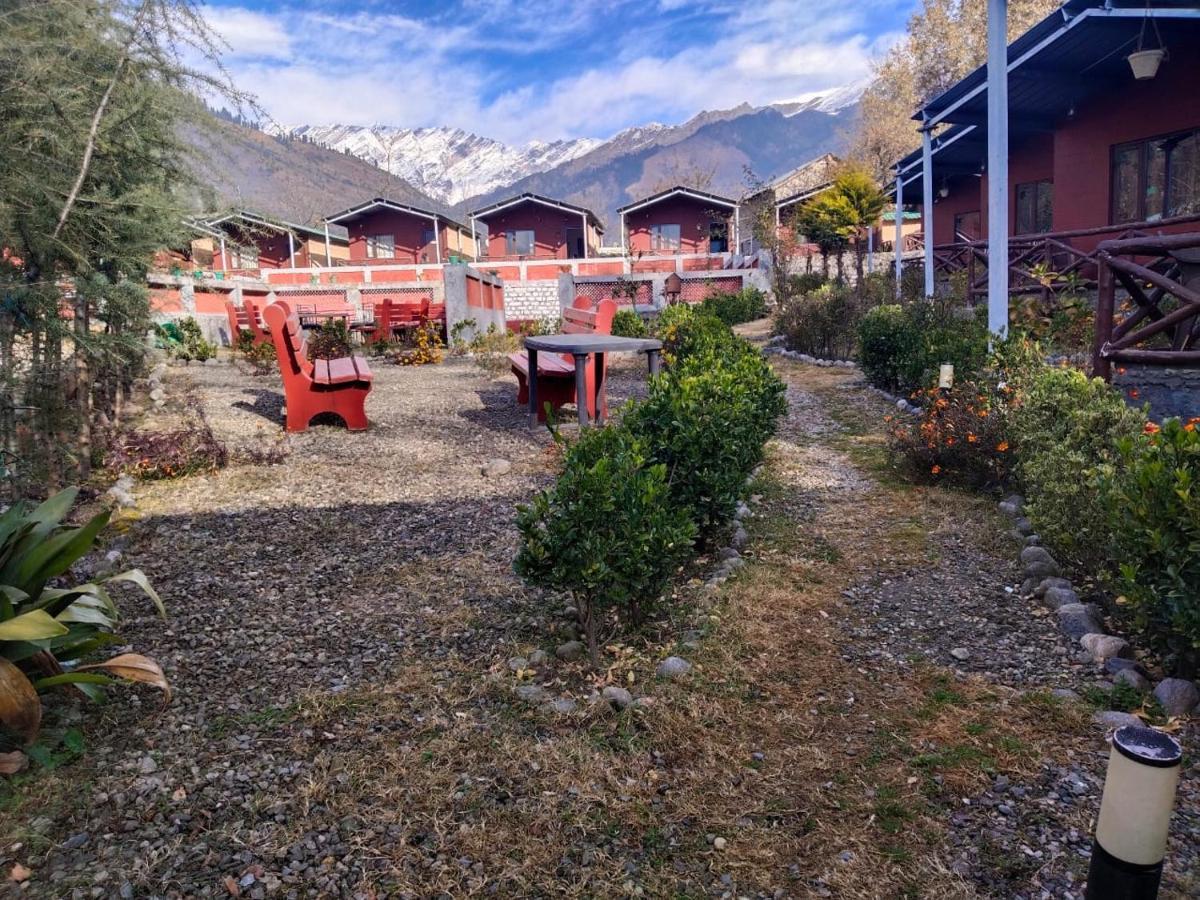 Flora Hills View Hotel Manāli Exterior foto